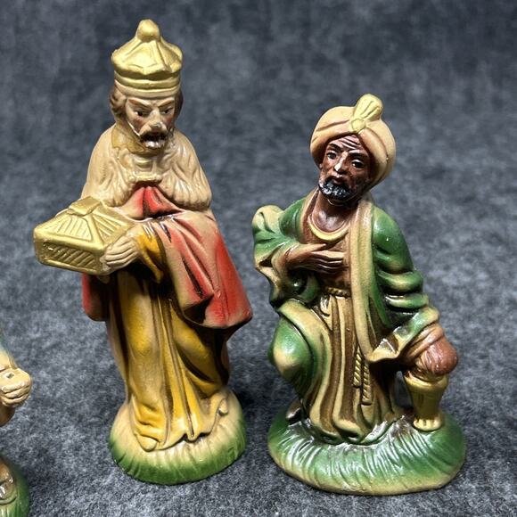 Vintage 11pc Nativity Figurines Made in Japan Old Paper Mache Christmas Set - Picture 13 of 15